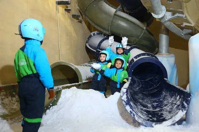 Slide tunnel at Snow Dunes Qatar
